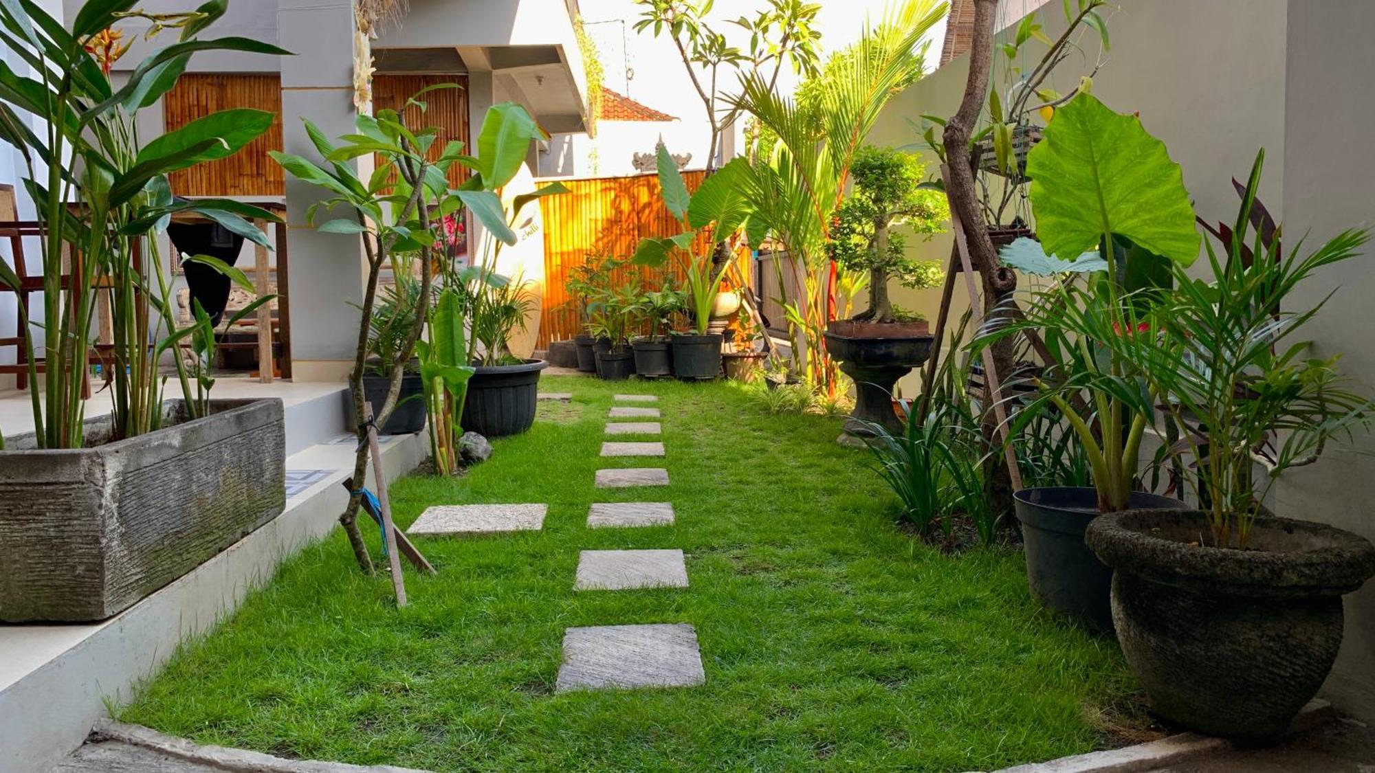The Lima Home Stay In Canggu Exterior photo