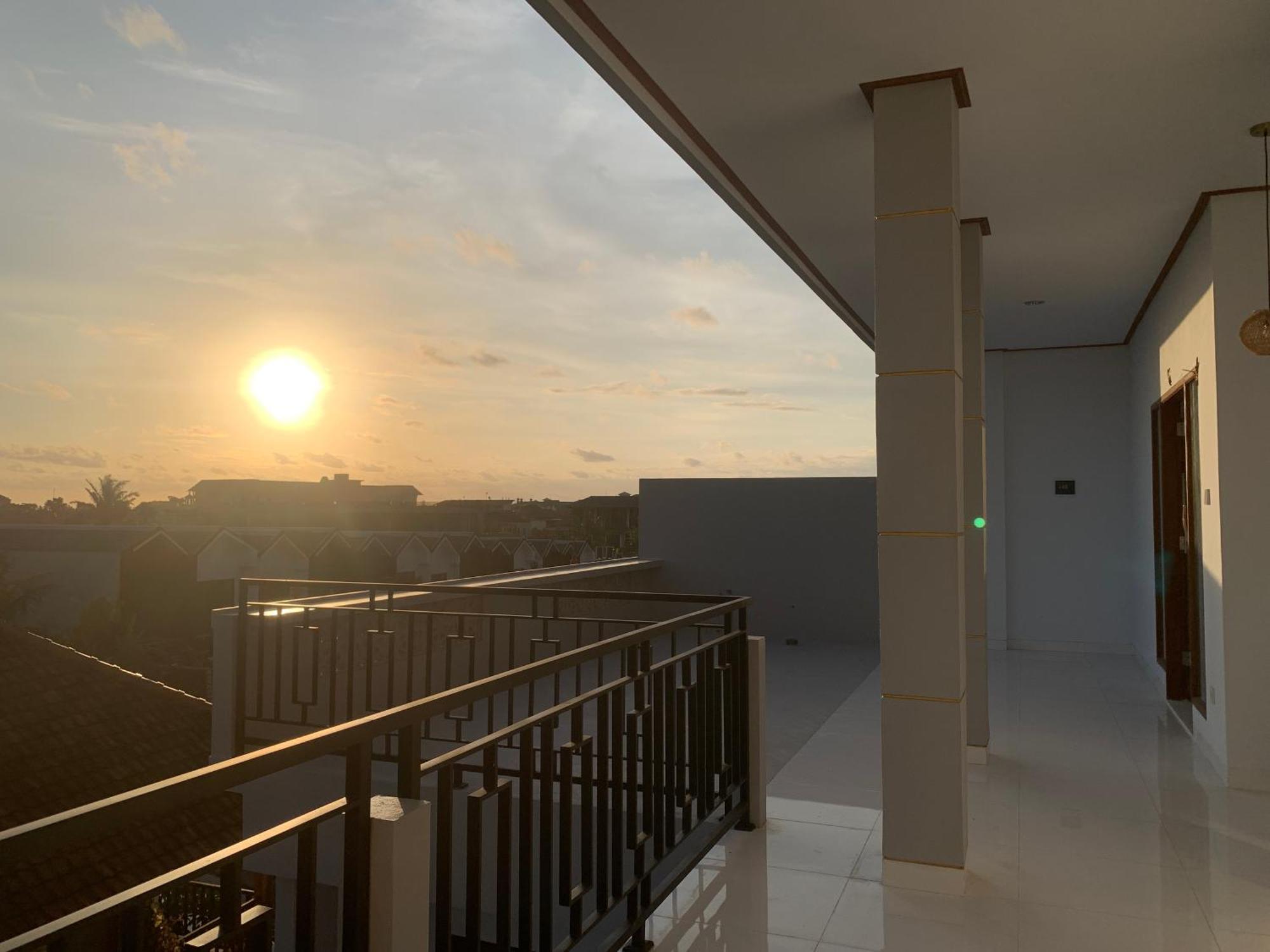 The Lima Home Stay In Canggu Exterior photo