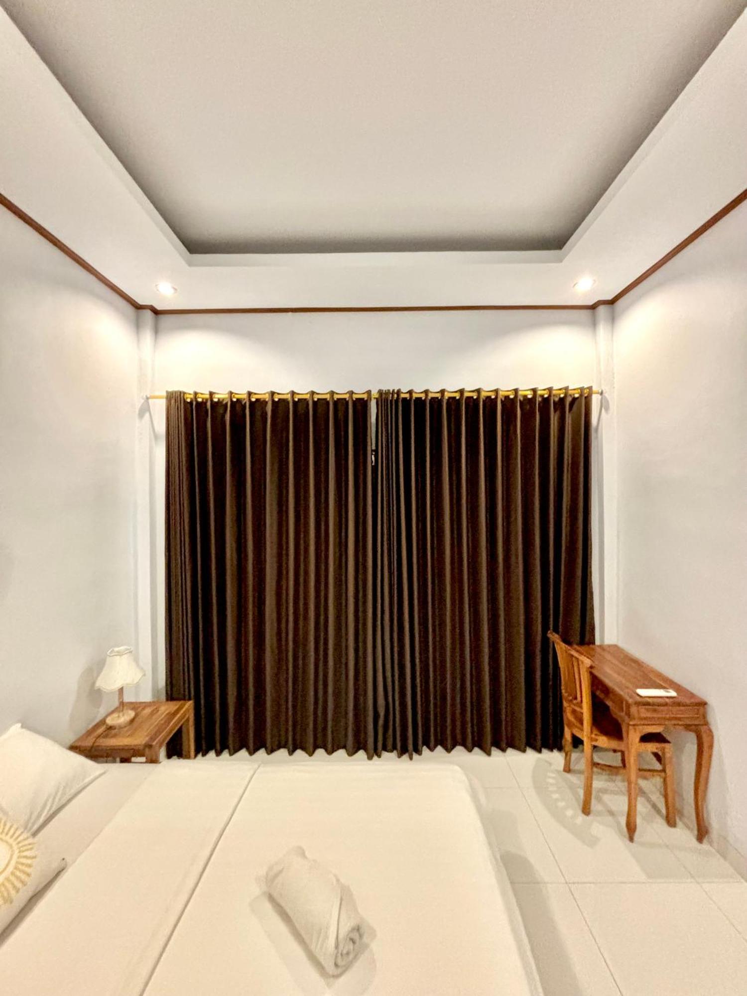 The Lima Home Stay In Canggu Exterior photo