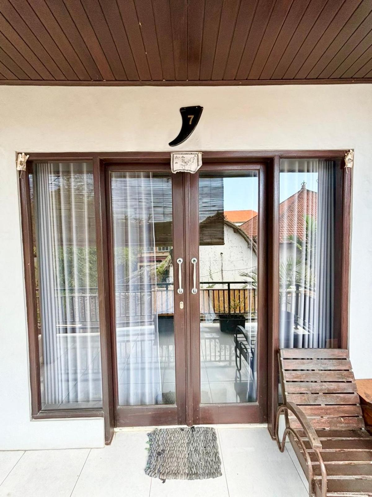 The Lima Home Stay In Canggu Exterior photo